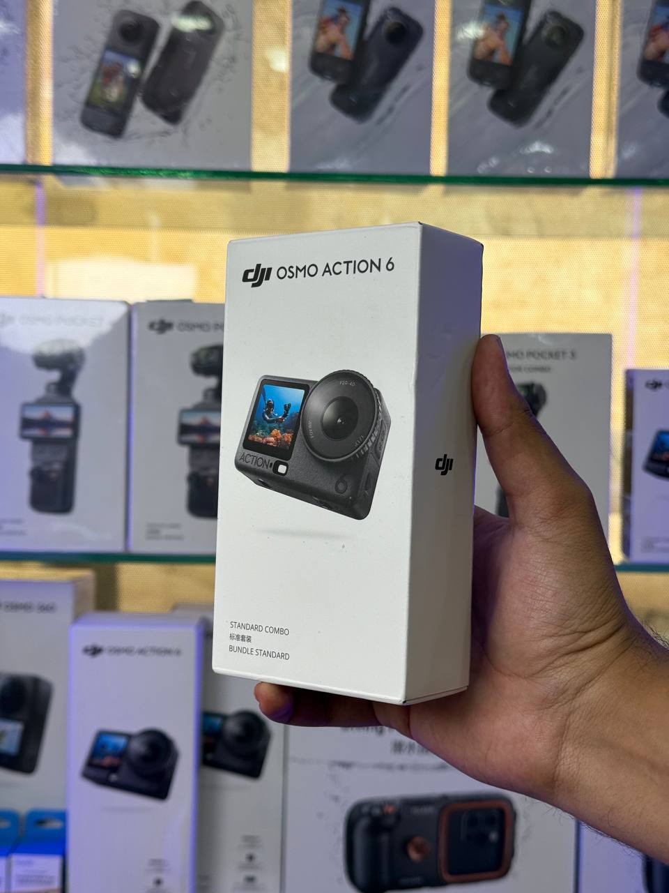 DJI Osmo Action 6 - Standard Combo